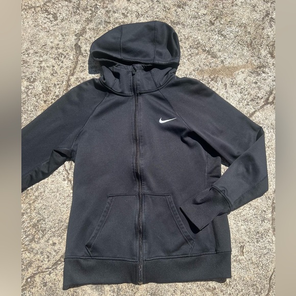 Nike Other - Big Kids' Therma-FIT Black Training Hoodie medium